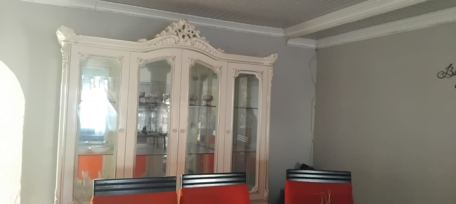 2 Bedroom Property for Sale in Phakamisa Eastern Cape